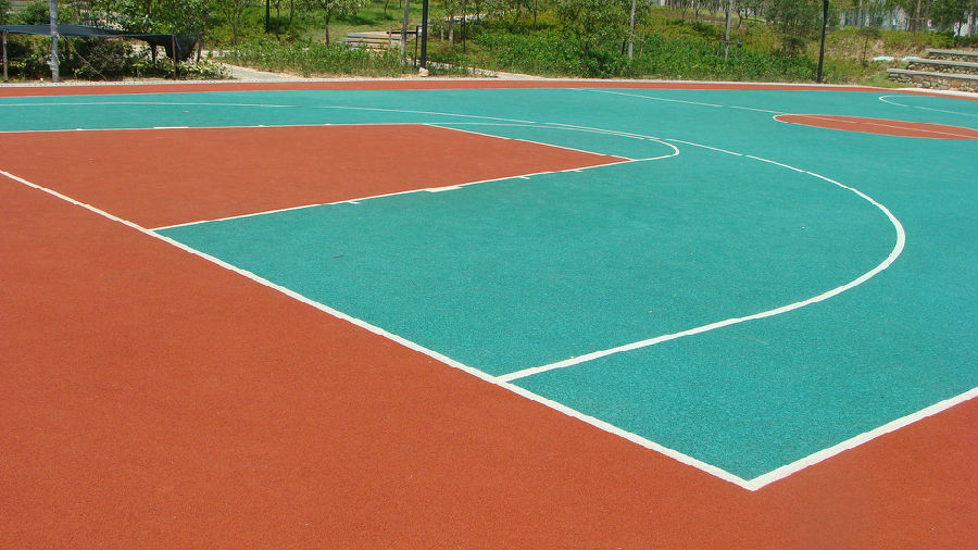 室外塑胶篮球场